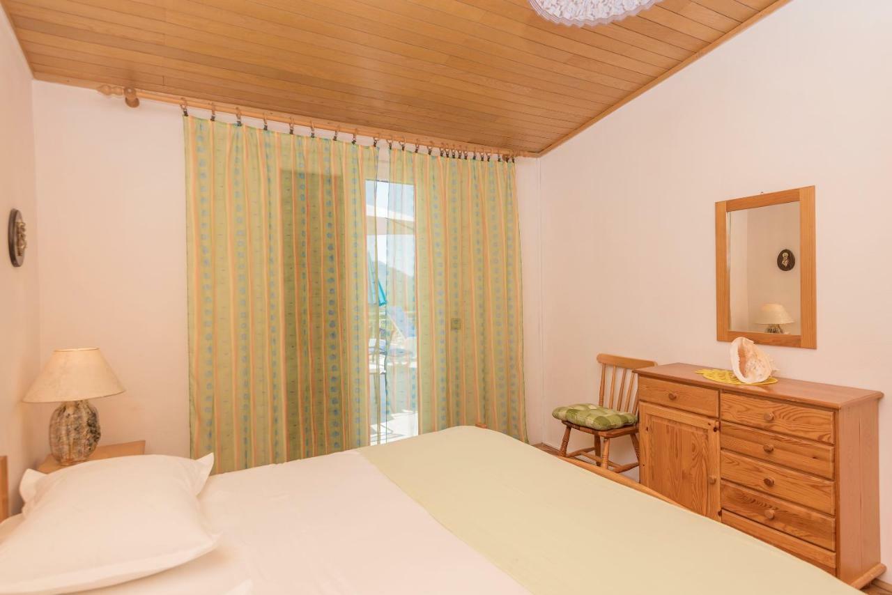 Holiday Home Horizonte With Jacuzzi Gornja Brela Zewnętrze zdjęcie